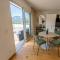 Drei Berge Blick - Moderne Ferienwohnung mit Panorama-Terrasse in Gröbming