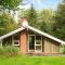 6 person holiday home in Ebeltoft-By Traum