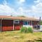 6 person holiday home in Glesborg-By Traum