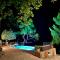 Holiday house Pantovčak, secluded stone house with heated pool and unique view