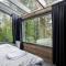 Koskisviitti 3 - Private Lakeside Suite with Terrace