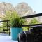 Grandmas Mansion 3BD Meteora - Rocks View