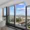 Modern Haven w Sea and City Views nr Spark Arena