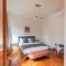 iFlat Spanish Steps Chic & Warming Hideaway