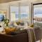 The Lazy Fig - Ocean Views, Orchard & Pizza Oven