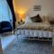 Number 78 Guest house M56 junction 12 located 5 minutes drive from Frodsham Continental breakfast Included