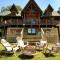 Mountain View 2BR Log Cabin Apt wPrivate BBQ Deck
