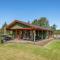 Holiday Home Geertje - 900m from the sea by Interhome