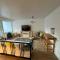 4 rooms Apartment with Lakeview, near VW & PowerCo &peaceful