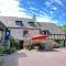 Sunset Family Guesthouse Mont Saint Michel