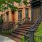 Bright Downtown Room near Yale & East Rock!