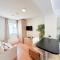 Centre Town Modern Apartment