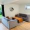 Modern Family Apartment near Aalesund