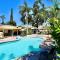 La Casita Poolside Retreat