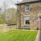 Charming country cottage at a Victorian Station