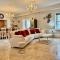 Stunning and luxurious Manor House holiday home
