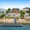 Sorrento Waterfront Retreat & Pool