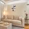 Superb air-conditioned flat on the Champs Elysées