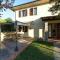 Villa in Lonnano with pool
