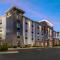 La Quinta Inn & Suites by Wyndham Greenville Woodruff Rd