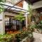 Gringo Bill's Boutique Hotel
