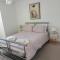 Luxury 2-Bed Flat Central Ipswich Parking