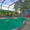Breezy Pineapple, Heated Pool, Sleeps 12, Putting Green