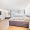 Completely renovated, furnished studio with plenty of comfort