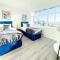 The Felix Apartments - 3 Bedrooms - FREE Parking - Close to train station