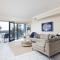 On the Beach Getaway - Beachfront 3 Bedroom Apartment