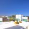 Seaview Luxury Villa Jacuzzi & Pool! 2 Min Beach
