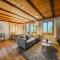 Mountain Apartment - Hot Tub & Sunset Views