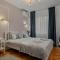Ultracentral Metro Steps 2 Bdrm