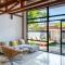 Stylish Tropical Villa 2 Br , Canggu , 400m To Finn Beach
