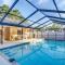 Balay Clearwater - 15 min Beach Heated Pool Fun