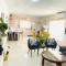 Mnqobi Lifestyle Apartments