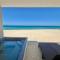 Beachfront Luxury Condo Private Jacuzzi Ocean Views