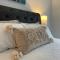 Casa Del Mar-A family Suite in Victoria