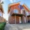 Waterside Escape with Easy Access