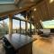 Naava Chalet 402 Penthouse - Kattohuoneisto järvinäköalalla