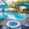 Palm Paradise private pool 4beds 3 baths sleeps 9