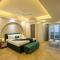 BedChambers Luxurious Aparthotel Near Medicity