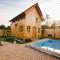 THE WOODEN HOUSE