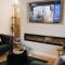Marine Cottage 2 - With Private Hot Tub