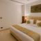 HOTEL TEN SQUARE - 5 Minutes from The Taj Mahal