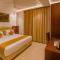 HOTEL TEN SQUARE - 5 Minutes from The Taj Mahal