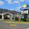 Days Inn by Wyndham Runnemede Philadelphia Area