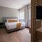 CasaSue Living & Hotel