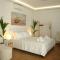 Centre Penthouse With SeaView