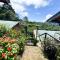 Rowinrich Cottages
